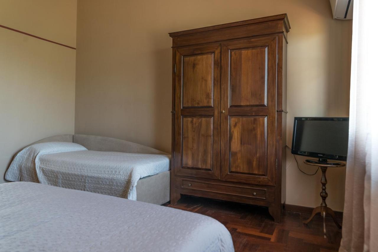 Locanda La Valle Castelnuovo Magra Buitenkant foto