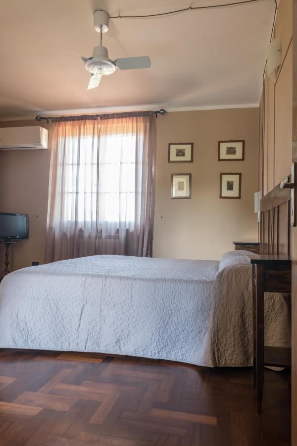 Locanda La Valle Castelnuovo Magra Buitenkant foto